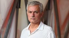 Provokatér Mourinho. Neobvyklým způsobem upozorňoval na chybu sudího