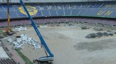 Přestavba Camp Nou je v plném proudu. Takhle teď vypadá stadion Barcelony