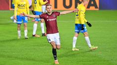 Sparta si v pohodě poradila s Teplicemi, Plzeň v boji o titul opět ztratila