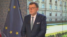 Ceny energií klesají, vláda znovu vrací poplatek za obnovitelné zdroje