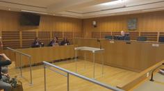 Soud se znovu zabývá Cimickým. Čelí obžalobě ze násilnění a vydírání