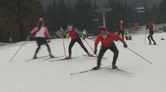 Sníh v Krkonoších přilákal první běžkaře! Zájem o tento sport roste