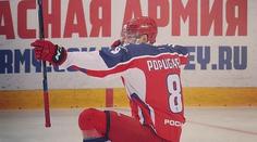 Chtěli ho v NHL, ale 22letý hokejista končí kariéru. Jde na dráhu influencera