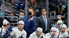 Krásný příběh z NHL. Fanynka zachránila život členovi týmu, objevila mu nádor