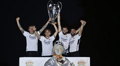 Real Madrid oslavil triumf v Lize mistrů. Modrič potvrdil, že zůstává