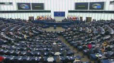 EU schválila půjčku Ukrajině. Měla by dosáhnout téměř půl bilionu korun