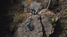 Češi vyměnili válení u moře za adrenalin. Snaží se odreagovat, tvrdí experti