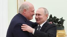 Nečekaná kudla do zad. Putina může sesadit Lukašenko, tvrdí ruský expert