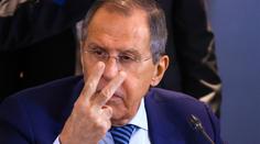 Rusové se bojí porážky. Lavrov vyhrožuje, že použijí veškerý arzenál