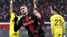 Schick přišel na hřiště a hned připravil gól. Bayer s Dortmundem remizoval