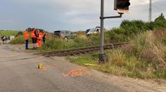 Vlak na přejezdu na Plzeňsku srazil devítiletou dívku. Při nehodě zemřela