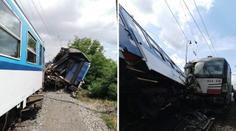 Na Prostějovsku se srazily vlaky, vagon skončil mimo trať. Dva zranění