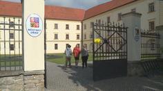 Kvůli pozemku čeká Marek už 11 dní před úřadem. Chci mít jistotu, řekl