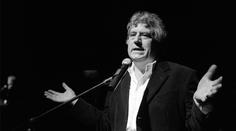 Terry Jones z legendárních Monty Pythonů zemřel, prohrál boj s nemocí