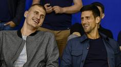 Hvězda NBA odkládá návrat! Jokič má koronavirus, pařil s Djokovičem