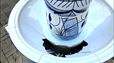 Dítě v Teplicích odpálilo porcelánovou kašnu, šlo přitom o unikát