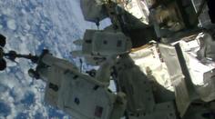 PŘÍMÝ PŘENOS z vesmíru! Astronauti opravují vesmírnou stanici ISS