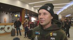 Češi před odletem na Dakar. Podmola bolí zápěstí, Michka probudila dcera