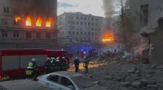ON-LINE: Ruská raketa zabila v Kyjevě novinářku. Našli ji pod troskami domu
