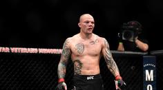 Manželka hájí zatčenou hvězdu UFC. Nikdy by mi neublížil, tvrdí