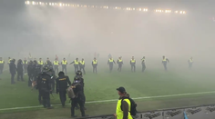 Napadení sparťanů řeší policie jako výtržnictví. Pachatelům hrozí až 2 roky vězení
