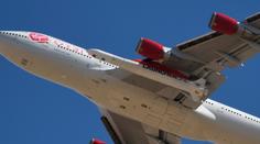 Miliardář Branson slaví! Do vesmíru vypustil raketu z křídla Boeingu 747