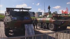 Putin chtěl na přehlídce vyděsit Západ. Nakonec se ale pořádně ztrapnil