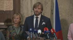 Ministr Vojtěch popsal detaily, kde se tři pacienti nakazili a co bude dál