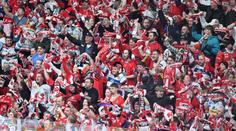 Pardubice naštvaly fanoušky, zdražily vstupenky při sérii. Řeší se i kontroly