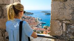 Katastrofální začátek léta v Chorvatsku. Znechucení turisté utíkají pryč