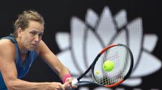 Strýcová v Sydney vypadla, Veselý skončil v Aucklandu ve čtvrfinále