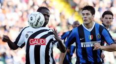 Děsivý okamžik exfotbalisty. Hvězdu Nigérie unesli a drželi v kufru auta 