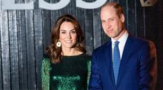 Kate s Williamem vytřeli lidem zrak: Neobvyklá romantika v hasičském voze