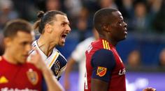 Zlatan zase řádil! Zákeřně sejmul protihráče, ten odmítl omluvu