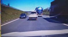 Chvíle hrůzy: Hazardér se hnal přeplněnou dálnicí D8 v protisměru!