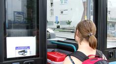 Autobusák riskoval životy 60 dětí! Řídil 17 hodin, brzdy byly rezavé!