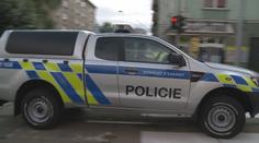 Muž ujížděl policejní hlídce. Poté, co ho chytila, šel rovnou do vězení