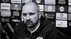 Děsivý moment v Srbsku. Trenér během zápasu zkolaboval, cestou do nemocnice zemřel