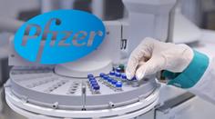 Vyspělé země budou proočkované do konce roku, tvrdí firma Pfizer