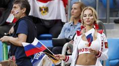 Svět uhranula fanynka na MS. Ukázalo se, že je to pornohvězda!