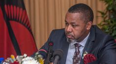 Viceprezident Malawi nepřežil pád letadla. Pátrali po něm od pondělí