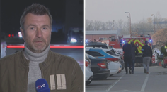 Reportér TV Nova popsal situaci ve zbrojovce. Dovnitř se nikdo nedostane