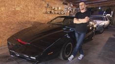 VÍKEND: Dokonalá česká kopie auta ze seriálu Knight Rider