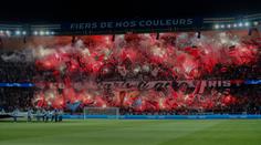 Naděje pro české fanoušky. Francouzská vláda povolí pyrotechniku na fotbale