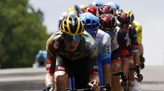Pogačar hattrick nedokonal. V osmé etapě Tour se radoval Wout van Aert