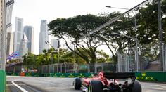 Dítě Godzilly na trati v Singapuru. Jezdce formule 1 překvapili při tréninku ještěři