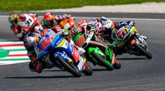 MotoGP ovlivnil hromadný pád, na ten v Moto3 dojel i Salač