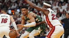 Schyluje se k velkému překvapení v NBA? Milwaukee je krůček od vyřazení