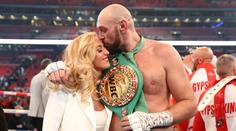 Fury překvapil. K boxu se vrátil kvůli smrti kamarádů svého rivala