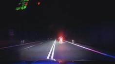 Motorkář pod vlivem pervitinu ujížděl policii. Měl přitom zákaz řízení